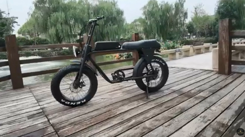 Moped Style Electric Fat Bicycle TEST RIDE