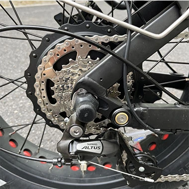 Derailleur